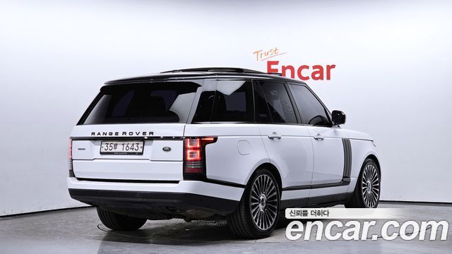 Land Rover Range Rover (IV) 4.4 SDV8 Vogue SE DIESEL 2014 — фото 2