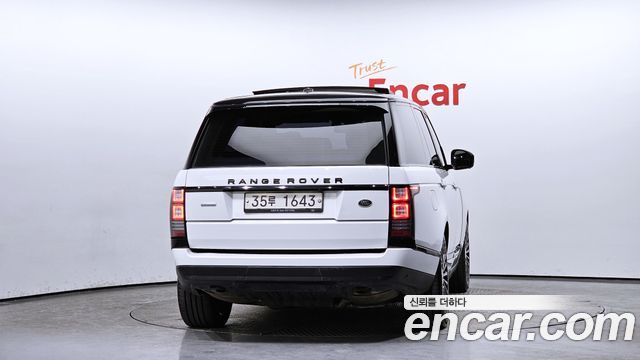 Land Rover Range Rover (IV) 4.4 SDV8 Vogue SE DIESEL 2014 — фото 4