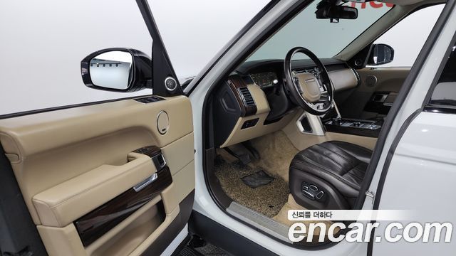Land Rover Range Rover (IV) 4.4 SDV8 Vogue SE DIESEL 2014 — фото 10