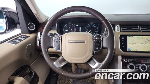 Land Rover Range Rover (IV) 4.4 SDV8 Vogue SE DIESEL 2014 — фото 17