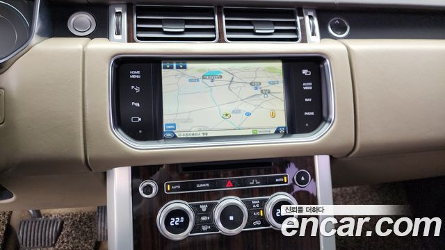 Land Rover Range Rover (IV) 4.4 SDV8 Vogue SE DIESEL 2014 — фото 19