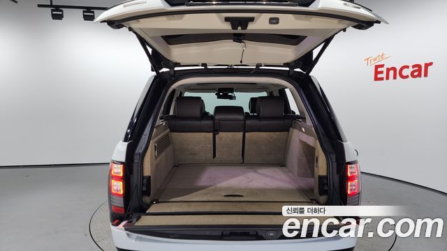 Land Rover Range Rover (IV) 4.4 SDV8 Vogue SE DIESEL 2014 — фото 24