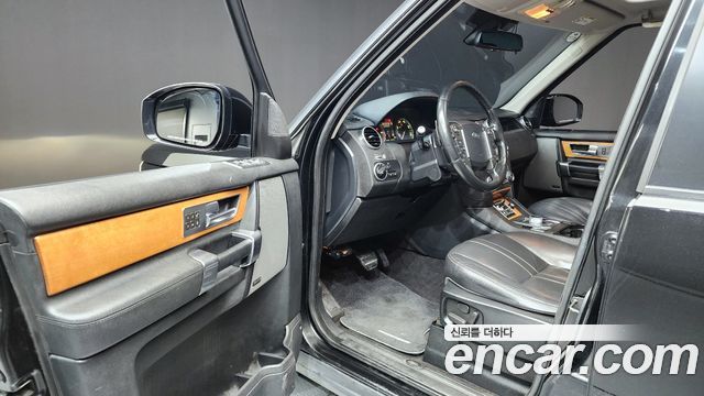 Land Rover Discovery 4 3.0 SDV6 SE 2015 — фото 10