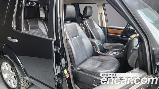 Land Rover Discovery 4 3.0 SDV6 SE 2015 — фото 12