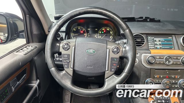 Land Rover Discovery 4 3.0 SDV6 SE 2015 — фото 13
