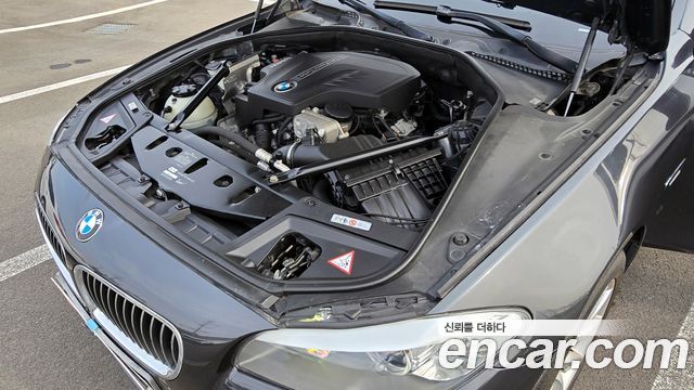 BMW 5 Series (F10) 528i xDrive 2013 — фото 6