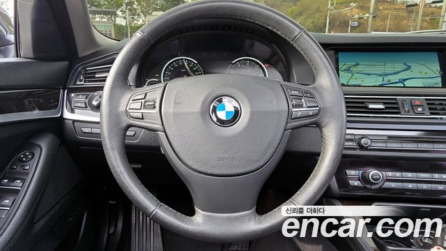 BMW 5 Series (F10) 528i xDrive 2013 — фото 13