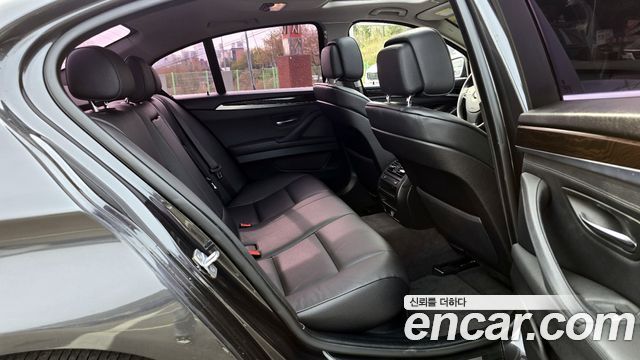 BMW 5 Series (F10) 528i xDrive 2013 — фото 14