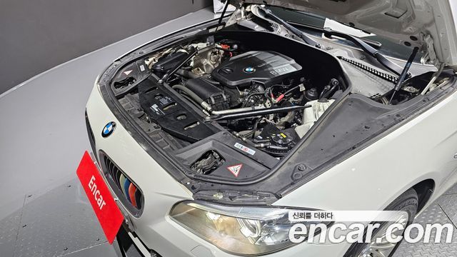 BMW 5 Series (F10) 520d xDrive 2015 — фото 6