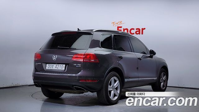 Volkswagen Touareg V6 3.0 TDI Bluemotion 7P5 2013 — фото 2