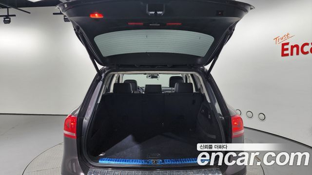 Volkswagen Touareg V6 3.0 TDI Bluemotion 7P5 2013 — фото 20