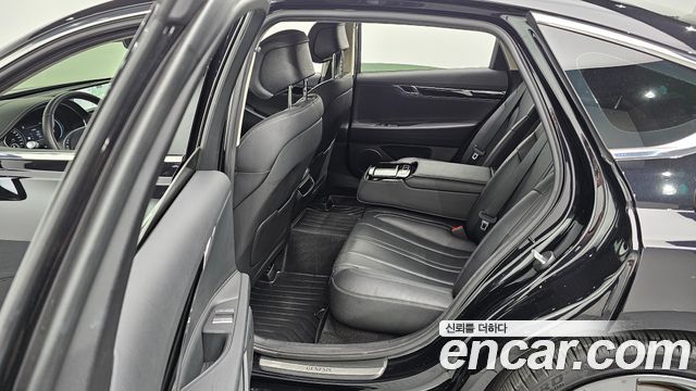 Genesis G80 (RG3) Gasoline 2.5 Turbo AWD 2022 — фото 18