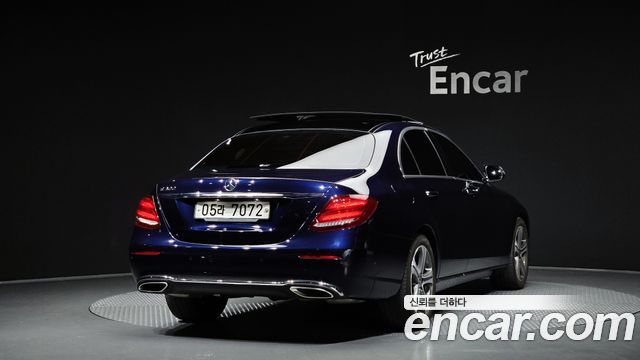 Mercedes-Benz E-Class (W213) E300 Avantgarde 2019 — фото 2