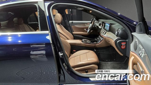 Mercedes-Benz E-Class (W213) E300 Avantgarde 2019 — фото 11