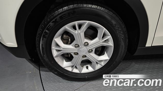 KG Mobility (SsangYong) Very New Tivoli Gasoline 1.5 2WD V3 2022 — фото 5
