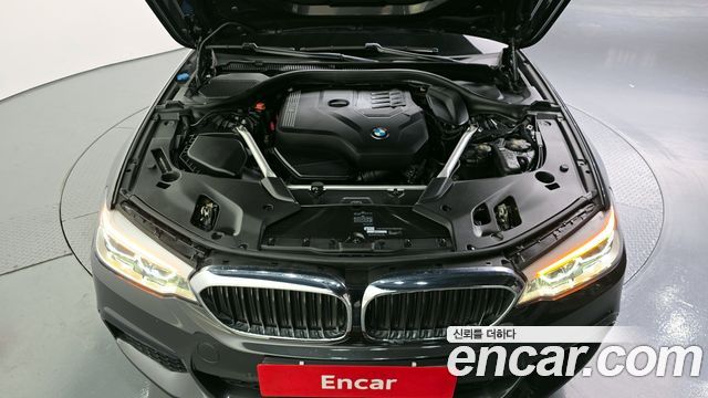 BMW 5 Series (G30) 520i M Sport 2020 — фото 6