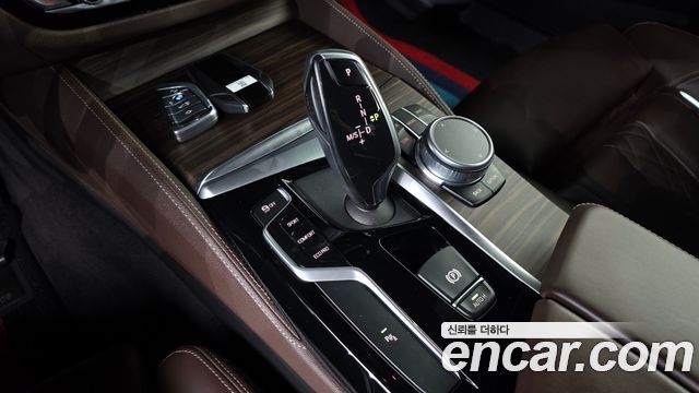 BMW 5 Series (G30) 520i M Sport 2020 — фото 9