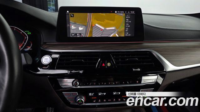 BMW 5 Series (G30) 520i M Sport 2020 — фото 13