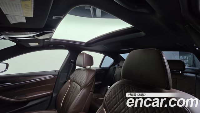 BMW 5 Series (G30) 520i M Sport 2020 — фото 19