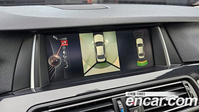 BMW 5 Series (F10) 530d xDrive M Aero Dynamic 2016 — фото 15