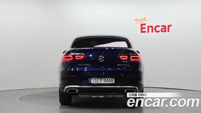 Mercedes-Benz GLC-Class (X253) GLC300e 4MATIC Coupe Premium package 2023 — фото 4