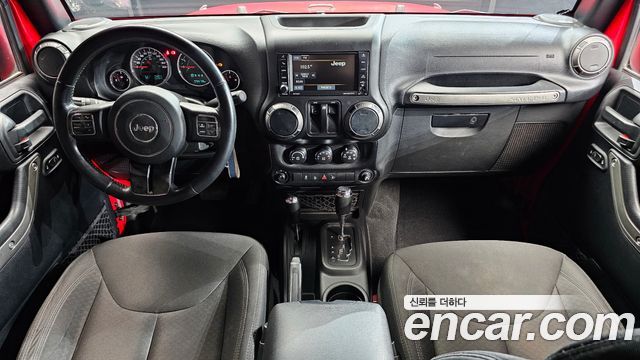 Jeep Wrangler (JK) 3.6 Sport 2Door 2016 — фото 7
