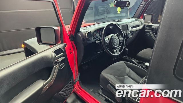Jeep Wrangler (JK) 3.6 Sport 2Door 2016 — фото 11