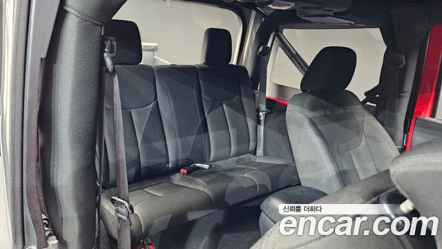 Jeep Wrangler (JK) 3.6 Sport 2Door 2016 — фото 12