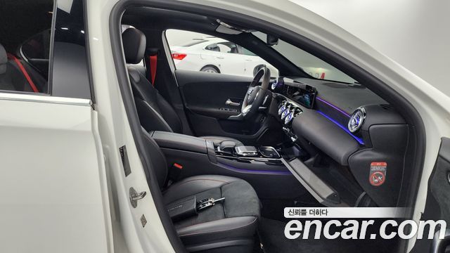 Mercedes-Benz A-Class (W177) AMG A35 4MATIC Sedan 2020 — фото 15