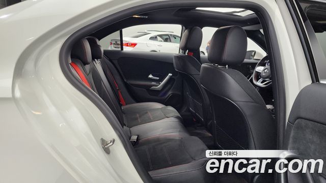 Mercedes-Benz A-Class (W177) AMG A35 4MATIC Sedan 2020 — фото 16