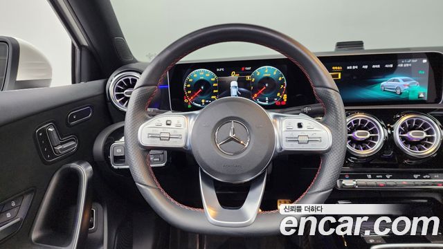 Mercedes-Benz A-Class (W177) AMG A35 4MATIC Sedan 2020 — фото 17