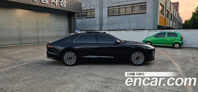 Hyundai Grandeur Hybrid (GN7) Calligraphy 2023 — фото 4