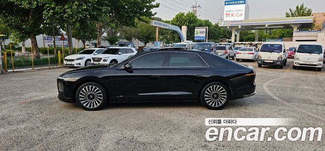 Hyundai Grandeur Hybrid (GN7) Calligraphy 2023 — фото 9