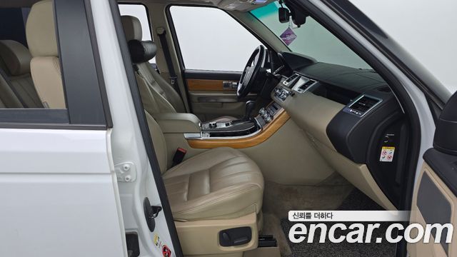 Land Rover Range Rover Sport 3.0 TDV6 2011 — фото 11