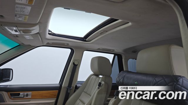 Land Rover Range Rover Sport 3.0 TDV6 2011 — фото 19