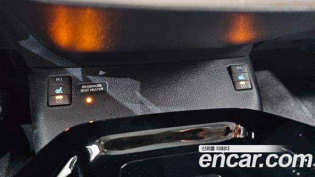 Toyota Prius Prime 1.8 2017 — фото 18