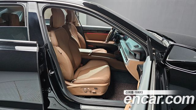 Hyundai Grandeur (GN7) 2,5 Gasoline 2WD Calligraphy 2023 — фото 18