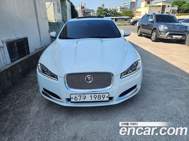 Jaguar XF 2.0 Luxury X250 2014 — фото 2