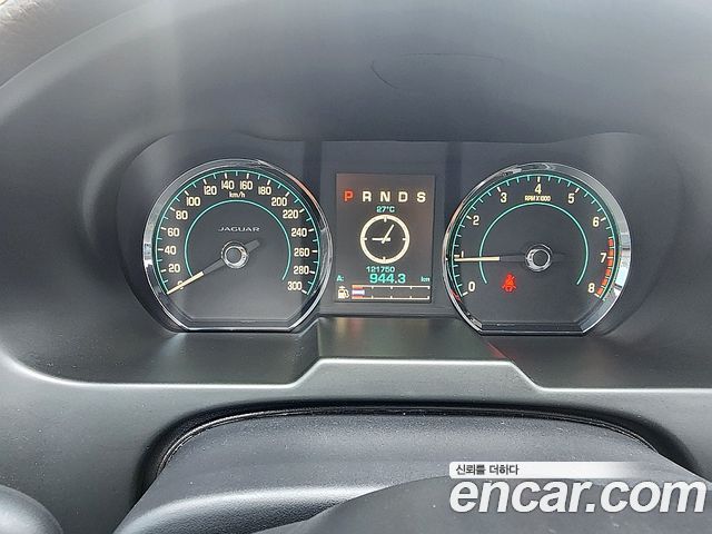 Jaguar XF 2.0 Luxury X250 2014 — фото 6