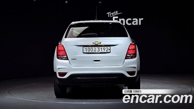 Chevrolet Trax 1.4 LS 2020 — фото 4