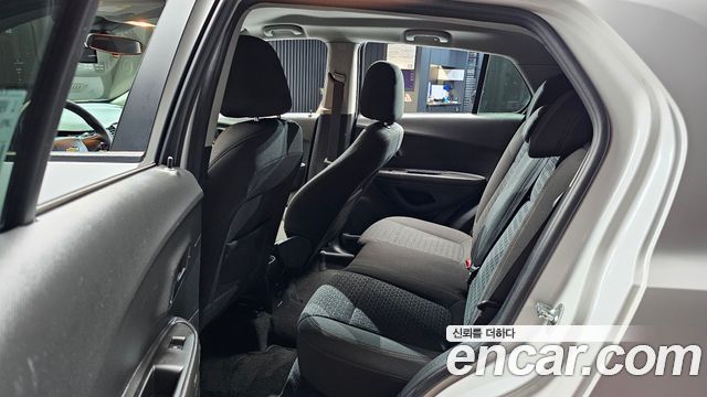 Chevrolet Trax 1.4 LS 2020 — фото 13