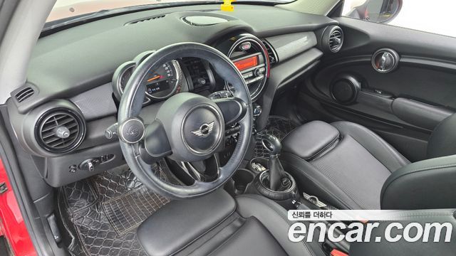 MINI Cooper Standard Third Generation 2015 — фото 7