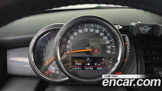 MINI Cooper Standard Third Generation 2015 — фото 8