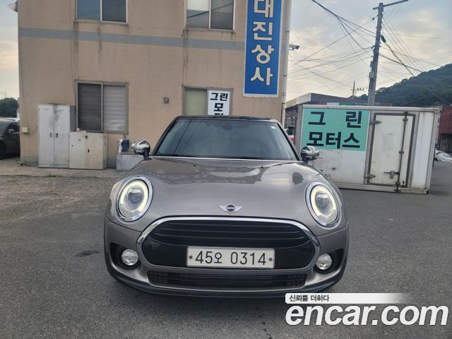 MINI Cooper D Clubman Standard 2nd 2016 — фото 2