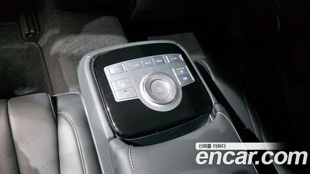 Genesis G80 (RG3) Gasoline 2.5 Turbo AWD 2022 — фото 19
