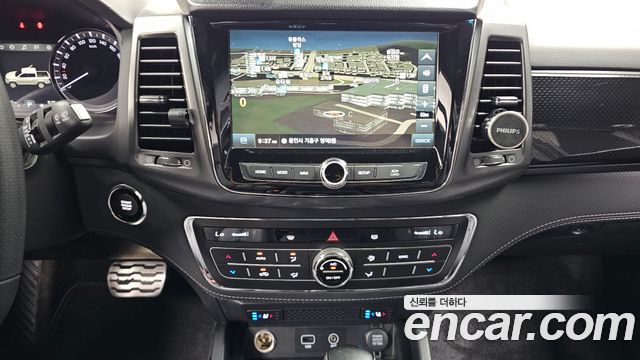 KG Mobility (SsangYong) Rexton Sports Khan Diesel 2.2 4WD Prestige 2021 — фото 17