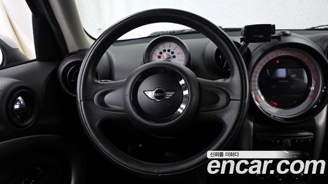 MINI Cooper D Countryman SE 1st 2013 — фото 13