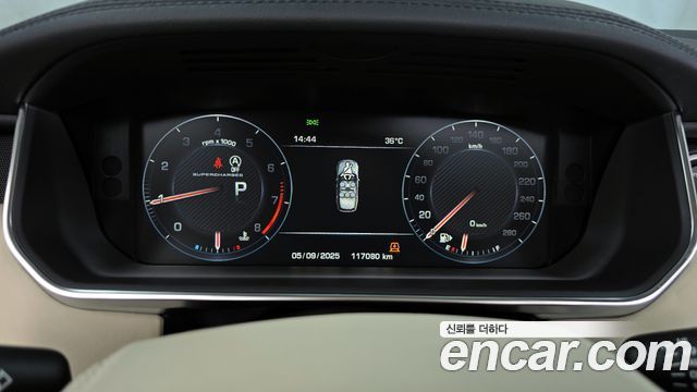 Land Rover Range Rover (IV) 5.0 SC Vogue SE 2014 — фото 8