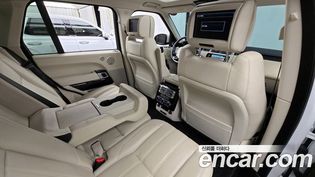 Land Rover Range Rover (IV) 5.0 SC Vogue SE 2014 — фото 12