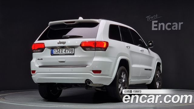 Jeep Grand Cherokee 3.6 80th Edition WK2 2021 — фото 2